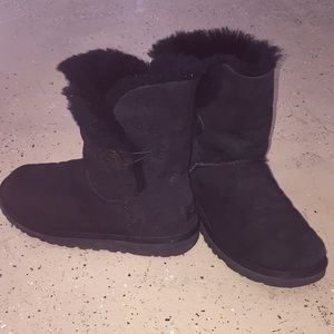 Ugg Bailey Short Boots